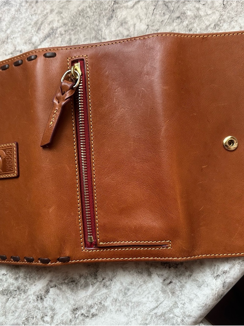 DOONEY & BOURKE FLORENTINE MEDIUM SATCHEL ! - Picture 4 of 10